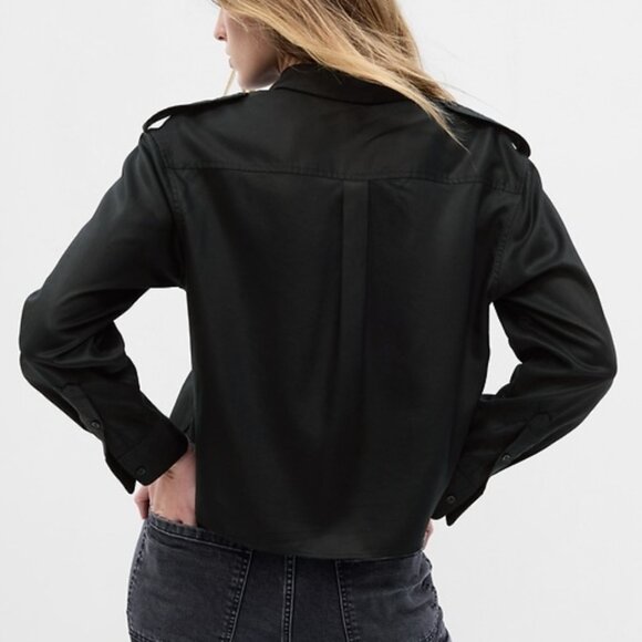 Gap Cropped Utility Shirt NWT - Picture 2 of 5